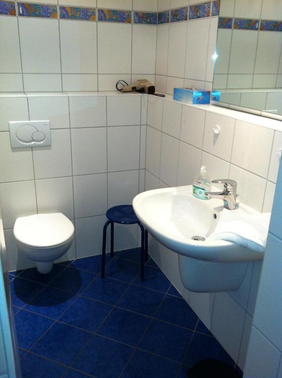 Gasthaus Schuetzen Hornberg Ruang foto